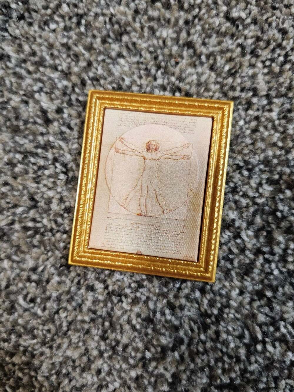 Mini Brands Leonardo Da Vinci Vitruvian Man Gold Frame
